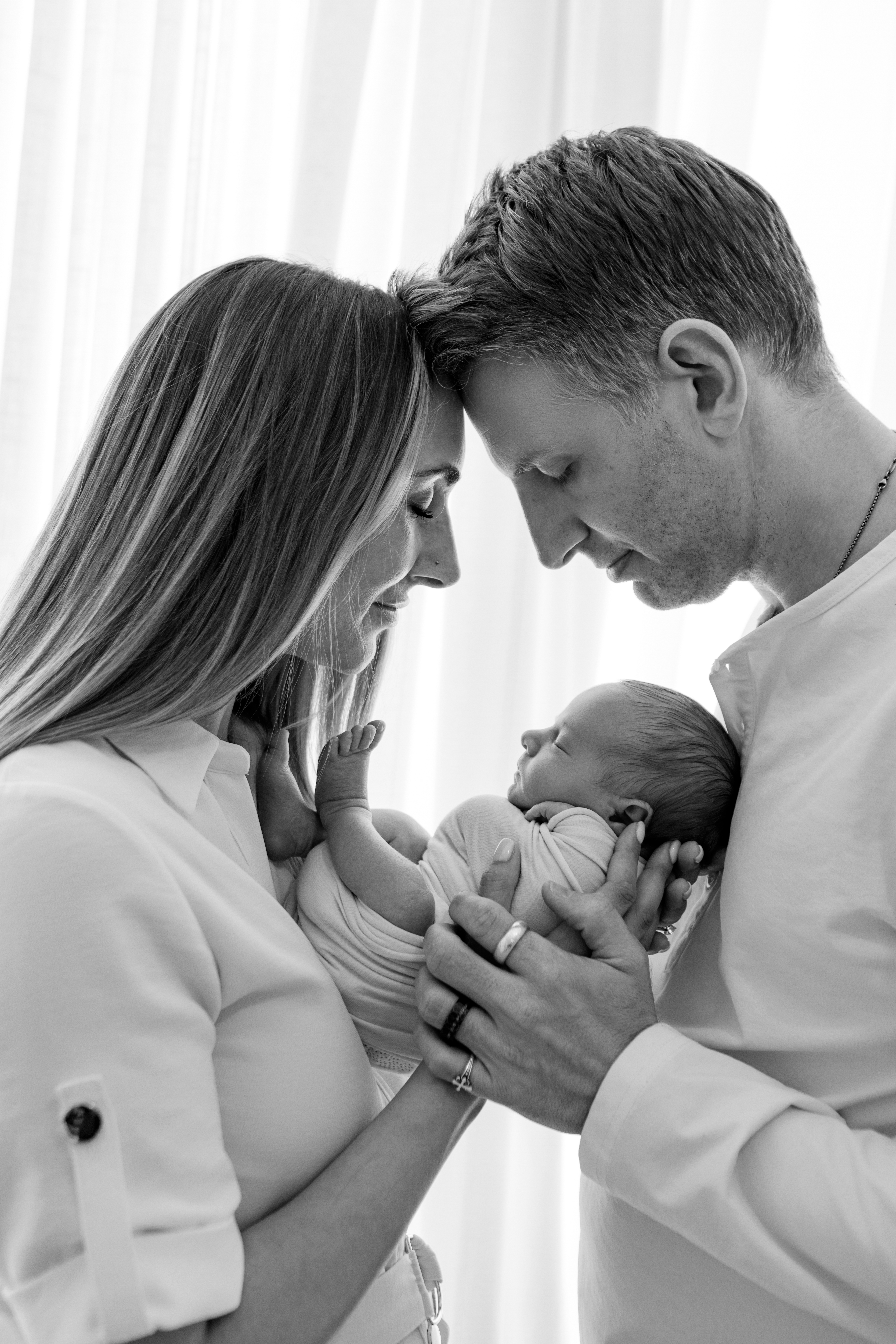 The best Newborn Photographer in Leeds, Harrogate and Yorkshire Ilkley Knaresborough Wetherby Bradford